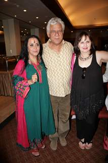 Om Puri and Ila Arun at press meet of Film 'West is West'