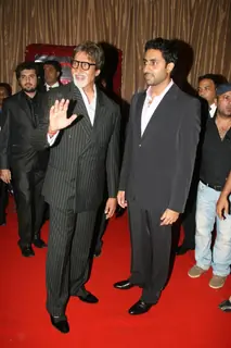 Amitabh and Abhishek Bachchan at Ganesh Hegde's Wedding reception