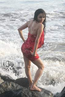 Nikita Rawal's Rain In Mumbai glamorous photo shoot in Versova, Mumbai