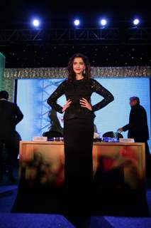 Sonam Kapoor at IIJW fashion week announcement, Grand Hyatt in Mumbai