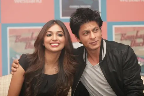 Shah Rukh Khan unveils Bombay Duck is a Fish book by Kanika Dhillon at Taj Lands End in Mumbai