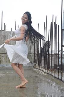 Nikita Rawal co-star actress of film 'Happy Birthday' enjoying the monsoon rain