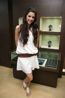 Always Kabhi Kabhi star Giselle Monteiro at Gitanjali D'damas new collection launch, Atria Mall