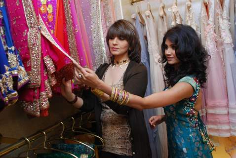 Swayamvar Season 3 - Ratan Ka Rishta Designer Neeta Lulla designs outfit for Mehndi and Sangeet