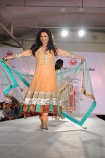 Lillete Dubey walk the ramp for Shaina NC and Manish Malhotra at the Pidilite-CPAA charity fashion show