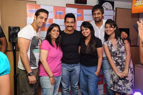 Aamir Khan visits Radio City to promote Delhy Belly. .