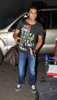 Ranveer Singh leaves for IIFA