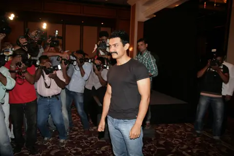 Aamir Khan unveils his item number song in Delhi Belly at Taj Lands End, Bandra, Mumbai