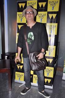 Vinay Pathak at Bheja Fry 2 success bash, Cest la Vie