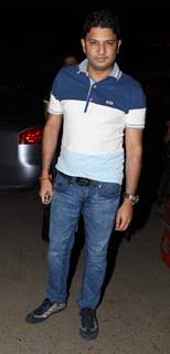 Bhushan Kumar leaves for IIFA