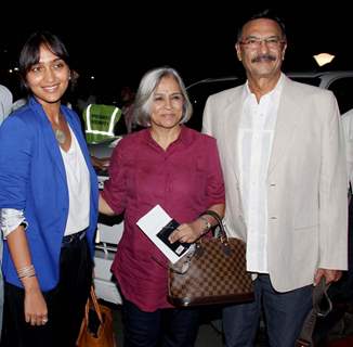 Suresh Oberoi with wife leaves for IIFA