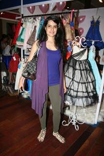 Smriti Kalra at 'AARNA' Fashion Exibition