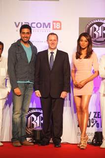 Abhishek Bachchan and Bipasha Basu Cast of the film 'Players' meet NZ's Prime Minister John Key