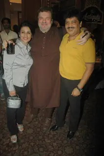 Udit Narayan at Sudesh Bhosle's birthday bash