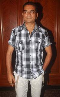 Abhijeet Bhattacharya at Sudesh Bhosle Birthday Bash