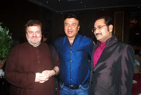Anu Malik and Nitin Mukesh at Sudesh Bhosle's birthday bash