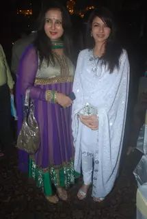 Bhagyashree and Poonam Dhillon at Sudesh Bhosle's birthday bash
