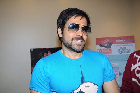 Emraan Hashmi at Vashi to promote Murder 2