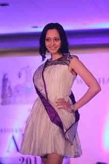 Models walk the ramp for Wadhawan Lifestyle I AM SHE 2011 at Hotel Trident Bandra, Mumbai