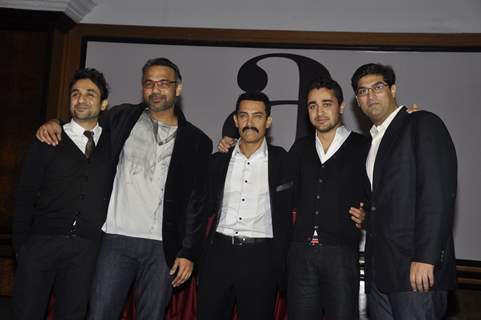 Aamir Khan, Imran, Vir Das, Kunal Roy at Delhi Belly Success Bash at Taj Lands End, Bandra