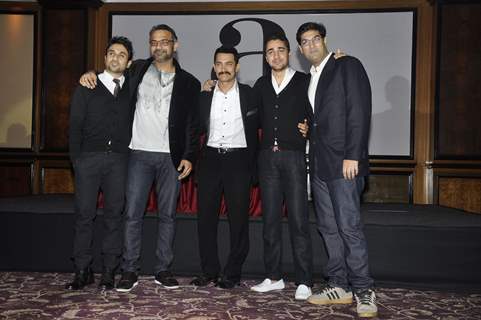 Aamir Khan, Imran, Vir Das, Kunal Roy at Delhi Belly Success Bash at Taj Lands End, Bandra