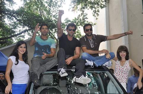 Hrithik, Farhan, Katrina, Kalki, Abhay flag off their road tour from Mumbai to Delhi to promote their film Zindagi Na Milegi Dobara at Mehboob Studios in Bandra, Mumbai