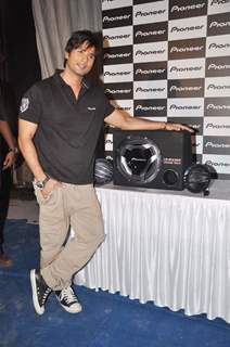 Shahid Kapoor at Pioneer car audio press meet, Mehboob