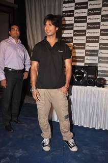 Shahid Kapoor at Pioneer car audio press meet, Mehboob