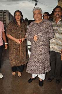 Javed Akhtar and Shabana Azmi at Bablu Aziz prize distribution for children event, Santacruz