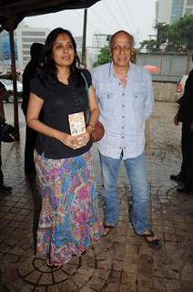 Murder 2 press meet with Mahesh Bhatt at Fame