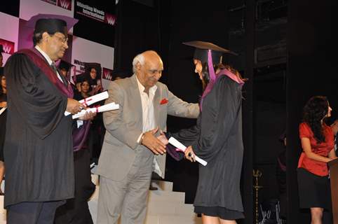 Yash Chopra at Subhash Ghai film school Whistling Woods 4th convocation ceremony at St Andrews