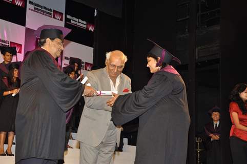 Yash Chopra at Subhash Ghai film school Whistling Woods 4th convocation ceremony at St Andrews