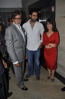Amithabh & Abhishek Bachchan at 'VIBRATIONS THE WELLNESS ZONE' by Vrinda J Mehta