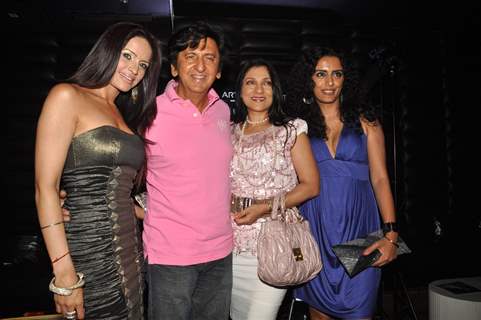 Guest at fashion showcasing by renowned designer brand Satya Paul