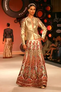 Model showcasing designer J J Valaya's creation at the Synergy one Delhi Couture Week,in New Delhi