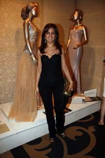 Guest at Tarun Tahiliani's Bridal Couture Exposition