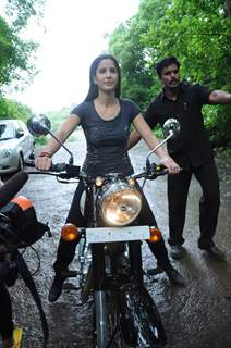 Katrina Kaif ride bike for ZNMD