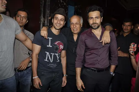 Mahesh Bhatt with Kunal Khemu and Emraan at Murder 2 success bash at Enigma, Mumbai