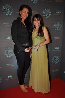 Eesha Kopikar inaugurates Rasi - The Spa & Saloon in Mumbai