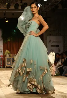Model showcasing designer Shantanu & Nikhil's creations at Synergy1 Delhi Couture Week,in New Delhi