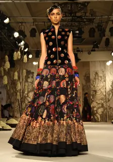 A model showcasing designer Rohit Bal's creation at the Synergy1 Delhi Couture Week,in New Delhi