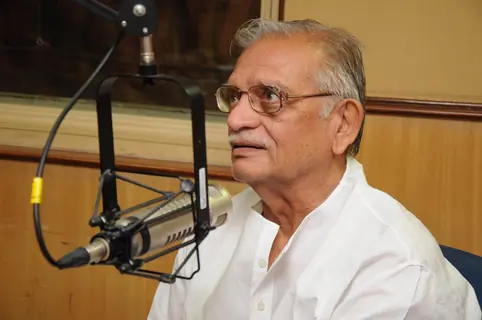 Chala Mussaddi - Office Office music launch by Gulzar at Radio City