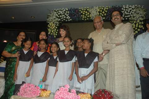 Madhuri Dixit launches Virtual School for BMC kids at a event in Mumbai