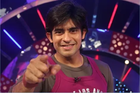 Hussain Kuwajerwala at Shabaash India set