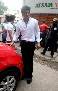 Shah Rukh Khan snapped at Mehboob Studios