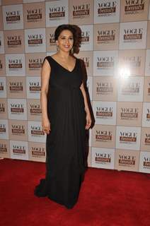 Madhuri at 'VOGUE Beauty Awards 2011' ceremony