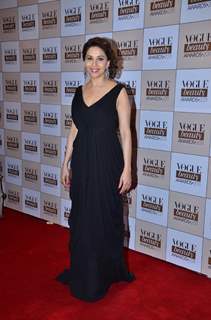 Madhuri at 'Vogue Beauty Awards 2011' at Taj land's End