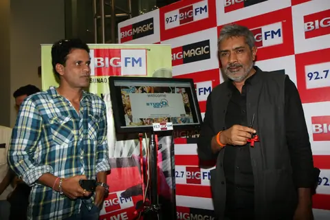 Prakash Jha and Manoj Bajpai at Aarakshan promotional event at Big FM