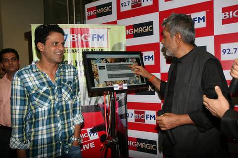 Prakash Jha and Manoj Bajpai at Aarakshan promotional event at Big FM