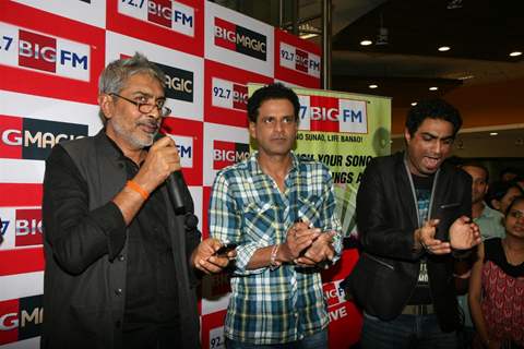 Prakash Jha and Manoj Bajpai at Aarakshan promotional event at Big FM